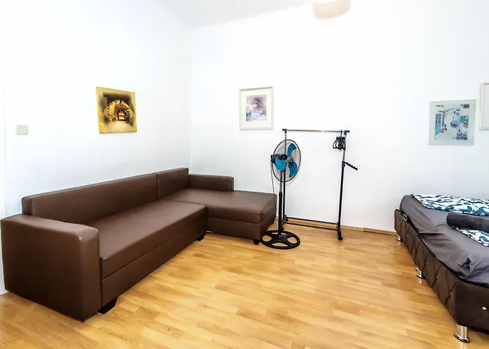 Homestay Family - 7 Minutes To Schoenbrunn Palace *